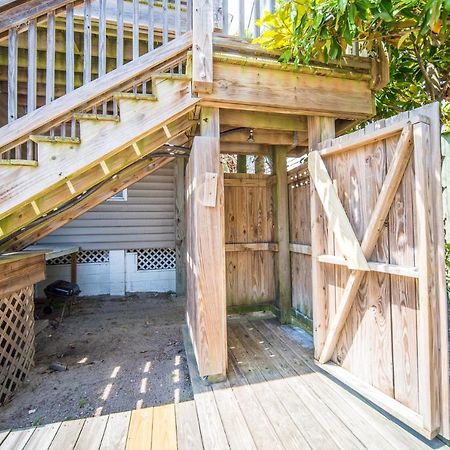 Salty Shack Unit C - Salty Shack - Dog Friendly Home - Across From The Beach - Central Location! 폴리 비치 외부 사진
